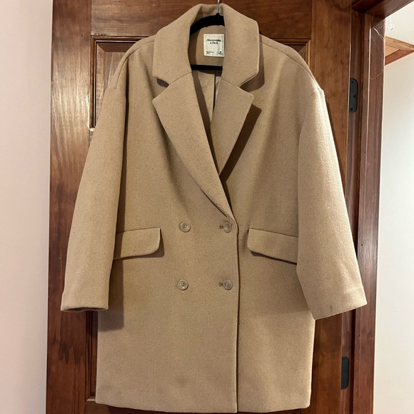 Abercrombie & Fitch Jackets & Blazers - Abercrombie&F short wool blend coat size medium, womens, in light brown.